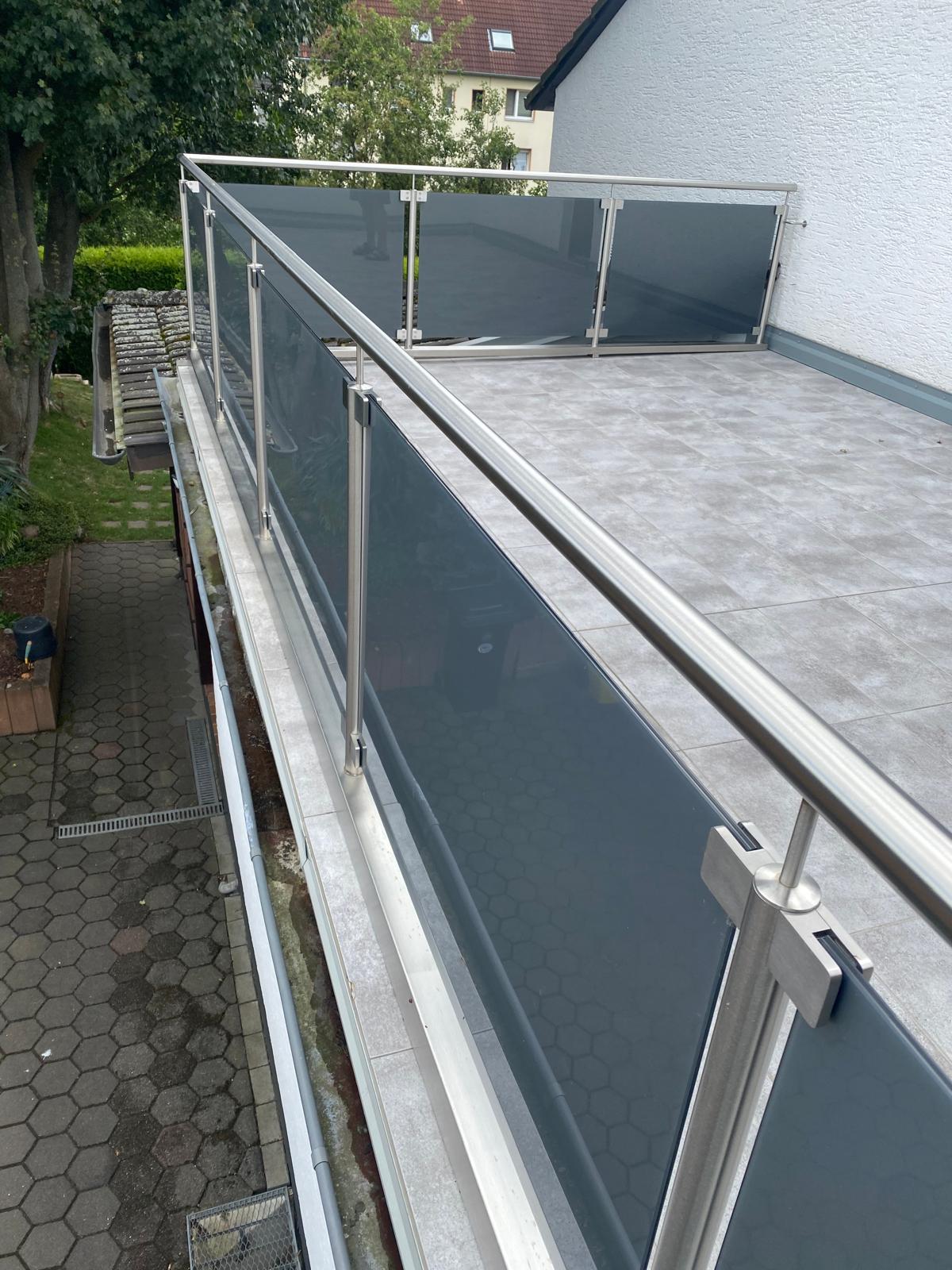 Balkongeländer Glas Grau 1
