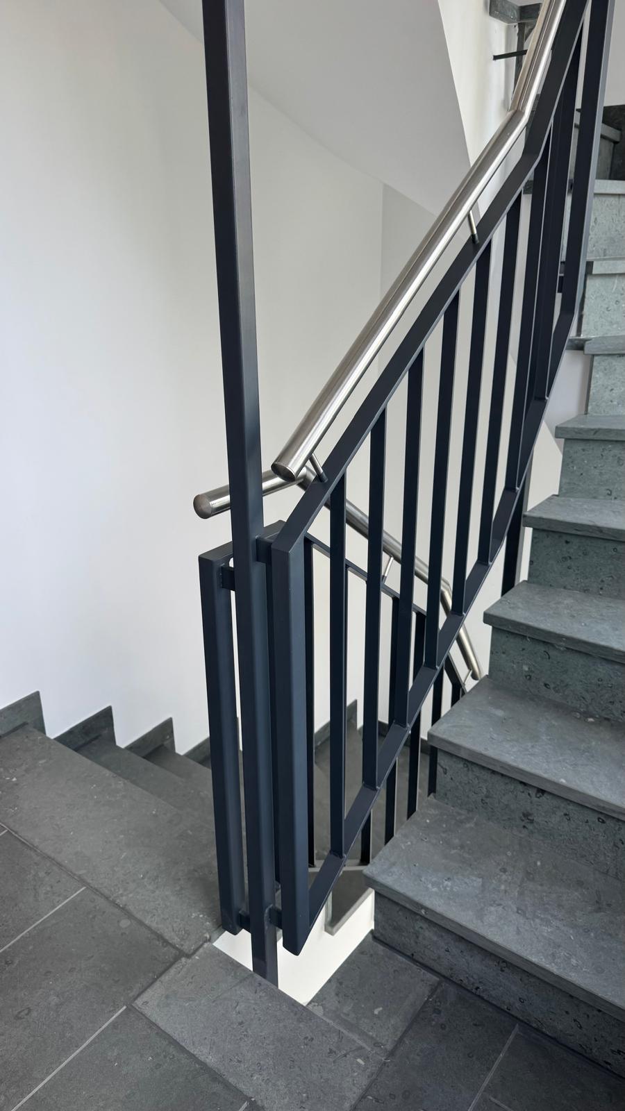 Treppe Granit Schwarz Splitlevel 3