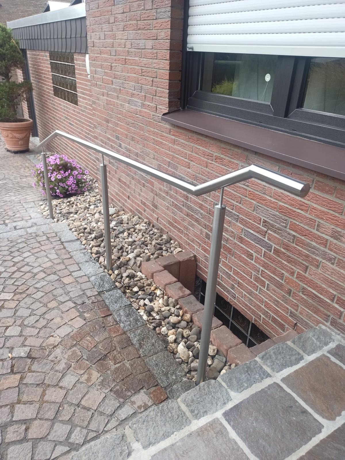 Wandhandlauf Edelstahl Aussentreppe Kellerabgang
